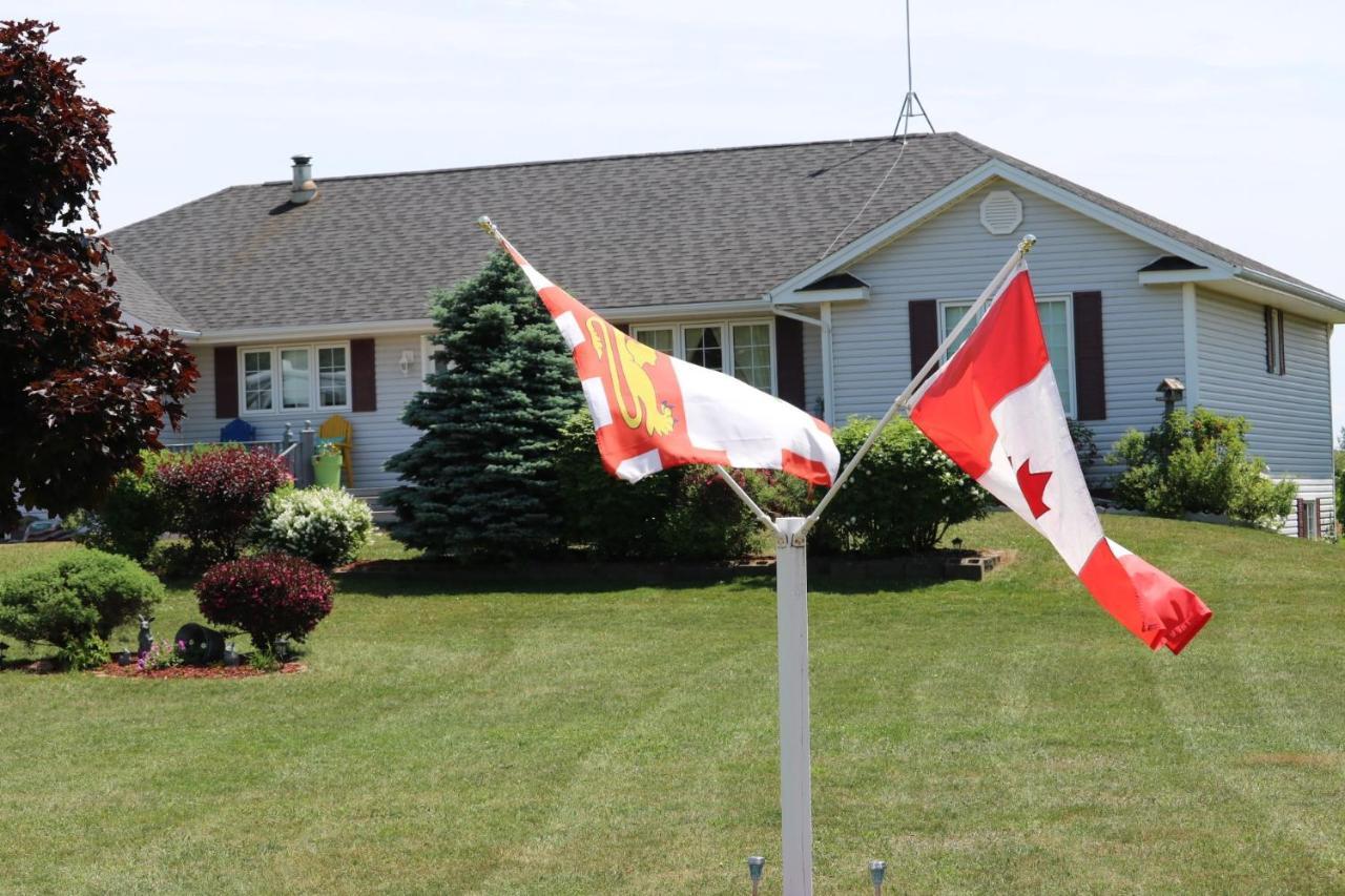 Baker Shore Bed And Breakfast Summerside Exterior photo